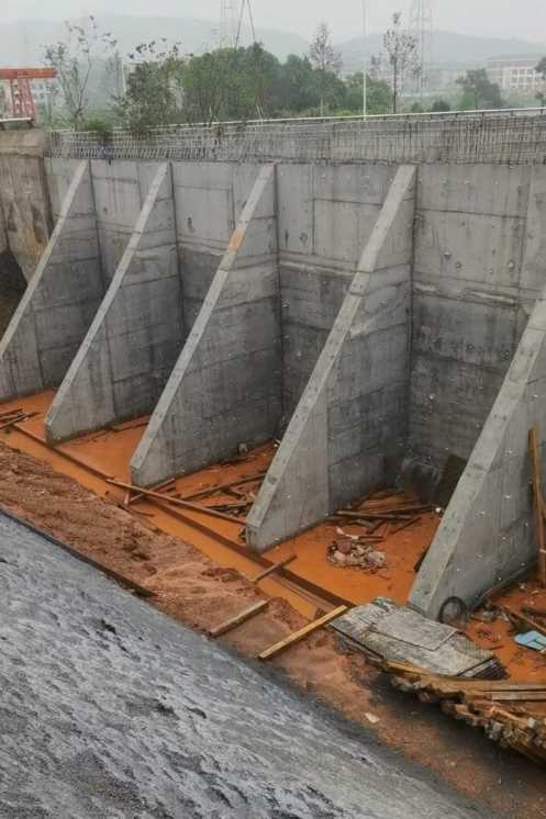 滨州沾化县锚杆式挡土墙